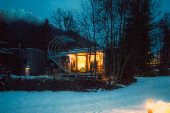 Mobile Home an der Loisach im Winter